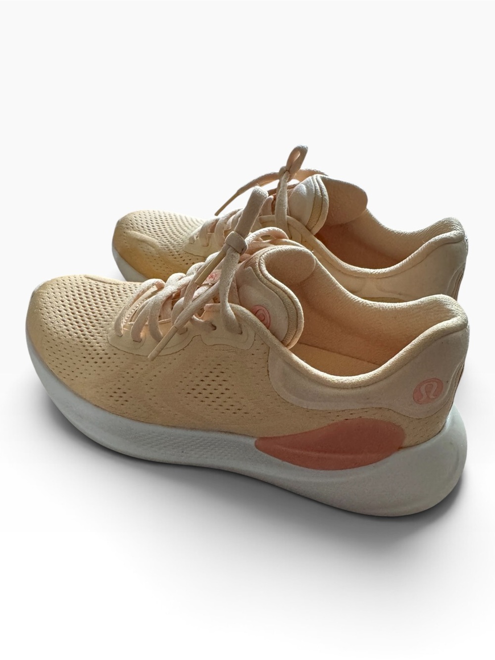 Lululemon Women's Beyondfeel Running Shoes